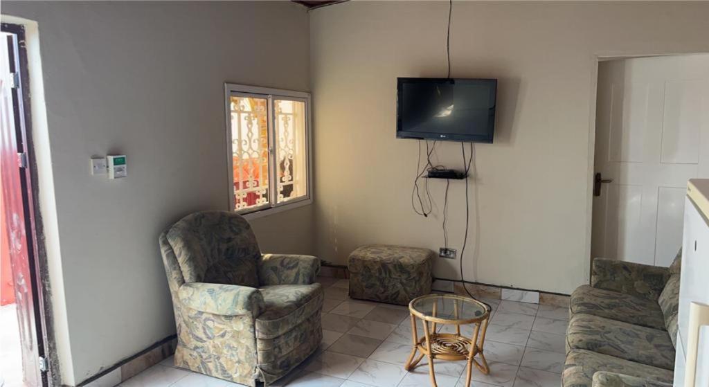Coco Island Hotel Banjul Exterior photo