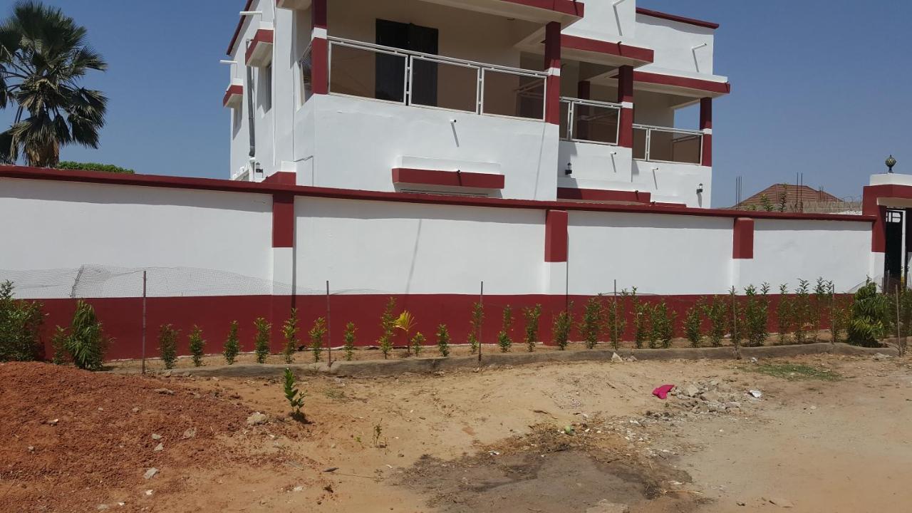 Coco Island Hotel Banjul Exterior photo