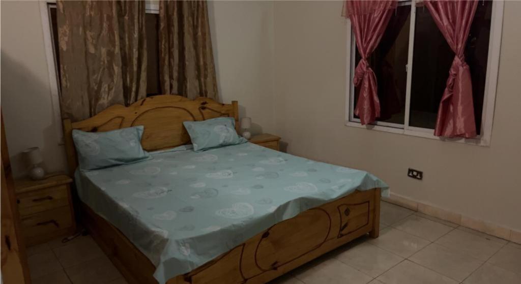 Coco Island Hotel Banjul Exterior photo